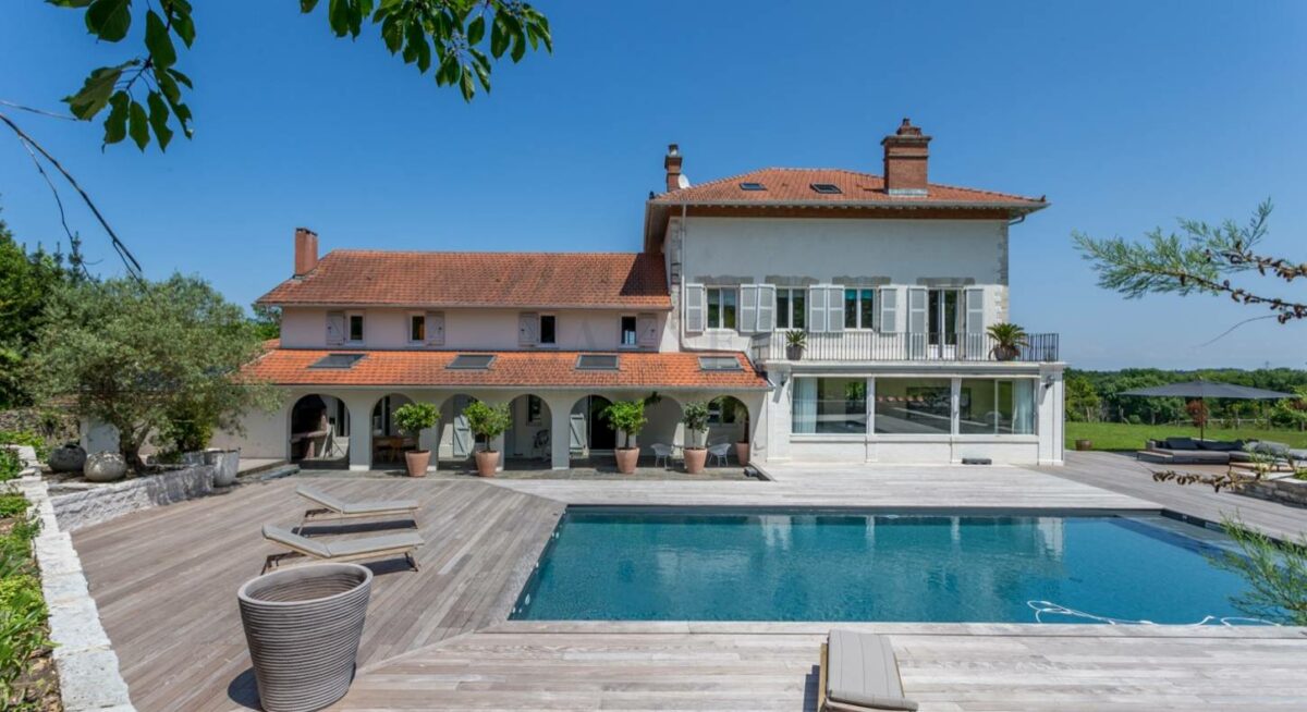 Quelles sont les plus belles locations de villa autour de Biarritz ?